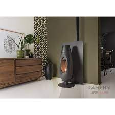 Печь-камин Invicta OVE стальная в интерьере Амазонка бай фото в Бобруйске