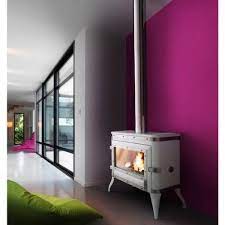 Печь-камин чугунный Invicta Bradford в интерьере Амазонка бай фото в Бобруйске