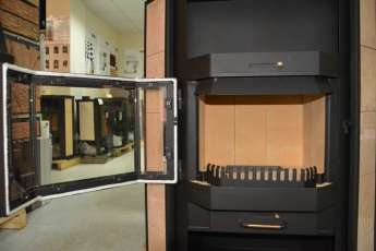 Купить недорогой камин с шамотом Печора Мета Бел в Бобруйске фото в Бобруйске