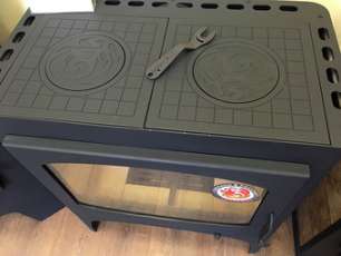 Недорогой камин Бавария Эко с плитой 2 конфорки фото Недорогой камин Бавария Эко с плитой 2 конфорки фото в Бобруйске