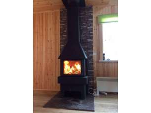 Недорогой камин Бавария 3 стекла чёрная фото в интерьере в Бобруйске