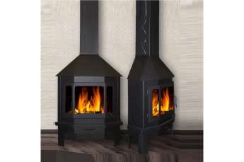 Стальной камин Бавария Мюнхен со стеклом угловой чёрный (без перемычки) фото в интерьере в Бобруйске