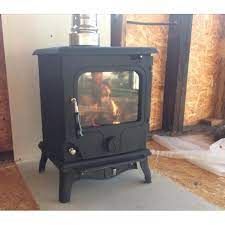 Печь-камин чугунный FireWay Paul в интерьере чёрный Амазонка бай фото в Бобруйске