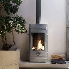 Печь-камин Invicta Chatel чугун в интерьере Амазонка бай фото в Бобруйске