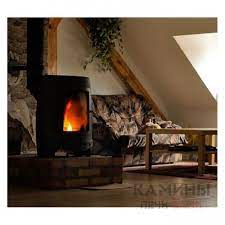 Печь-камин чугунный Invicta La Borne 2 в интерьере Амазонка бай фото в Бобруйске
