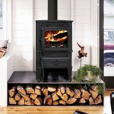 Печь-камин чугунный Fireway Finn в интерьере Амазонка бай фото в Бобруйске