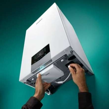 Газовый котел Vaillant VU 30CS/1-5 (N-INT4) ecoTEC plus в Бобруйске